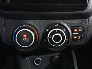 Седан Kia Rio 2011 года, 729000 рублей, Аксай