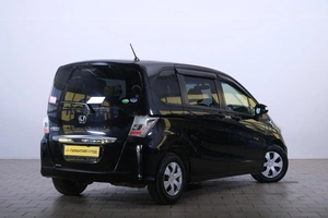 Минивэн Honda Freed 2012 года, 1159000 рублей, Омск