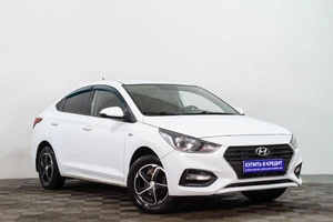 Седан Hyundai Solaris 2017 года, 599000 рублей, Сургут