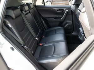 Внедорожник Toyota RAV4 2022 года, 2950000 рублей, Краснодар