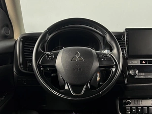 Внедорожник Mitsubishi Outlander 2019 года, 1895200 рублей, Казань