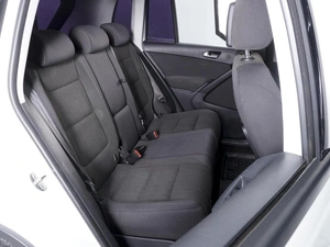Внедорожник Volkswagen Tiguan 2012 года, 1120000 рублей, Ростов-на-Дону