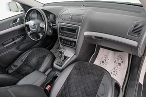 Лифтбек Skoda Octavia 2011 года, 899000 рублей, Красноярск