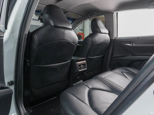 Седан Toyota Camry 2019 года, 3439000 рублей, Сургут