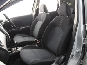 Хетчбэк Nissan Note 2016 года, 1080000 рублей, Омск