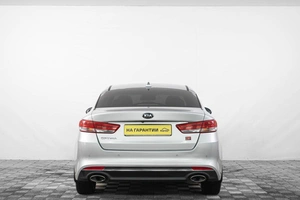 Седан Kia Optima 2018 года, 1949000 рублей, Кемерово