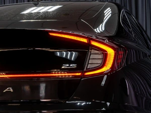 Седан Hyundai Sonata 2019 года, 2349000 рублей, Тюмень