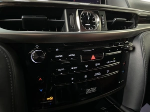 Внедорожник Lexus LX 2016 года, 6597000 рублей, Солонцы