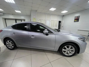 Седан Mazda Axela 2017 года, 1320000 рублей, Ачинск