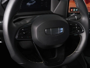 Внедорожник Geely Coolray 2024 года, 2459000 рублей, Минеральные Воды