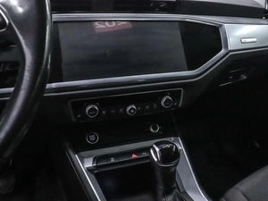 Внедорожник Audi Q3 2021 года, 2850000 рублей, Красноярск