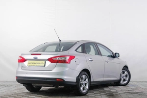 Седан Ford Focus 2012 года, 899000 рублей, Кемерово