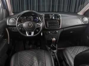 Седан Renault Logan Stepway 2018 года, 689000 рублей, Тюмень