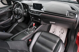 Седан Mazda 6 2015 года, 1949000 рублей, Красноярск