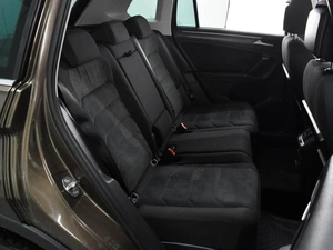 Внедорожник Volkswagen Tiguan 2017 года, 2574000 рублей, Воронеж