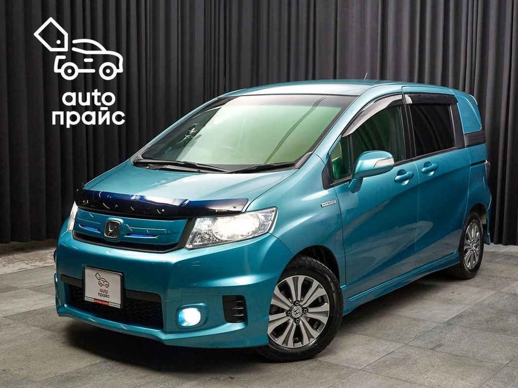Минивэн Honda Freed 2012 года, 999000 рублей, Красноярск