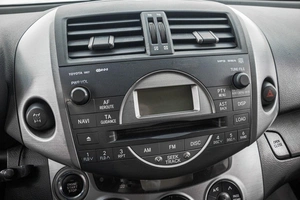 Внедорожник Toyota RAV4 2007 года, 1239000 рублей, Барнаул