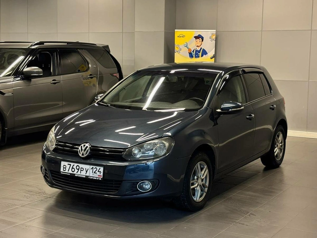 Хетчбэк Volkswagen Golf 2010 года, 797000 рублей, Красноярск
