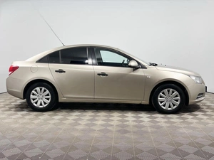 Седан Chevrolet Cruze 2012 года, 629900 рублей, Казань