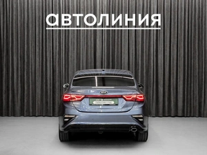 Седан Kia Cerato 2018 года, 1530000 рублей, Красноярск