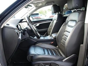 Внедорожник Volkswagen Touareg 2019 года, 3749000 рублей, Владимир