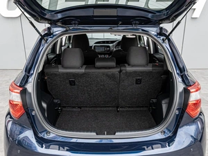 Хетчбэк Toyota Vitz 2019 года, 1198000 рублей, Краснодар