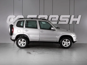 Внедорожник Chevrolet Niva 2016 года, 650000 рублей, Минеральные Воды