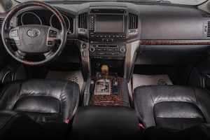Внедорожник Toyota Land Cruiser 2011 года, 3359000 рублей, Томск