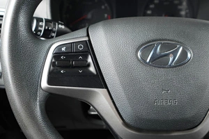 Седан Hyundai Solaris 2019 года, 1359000 рублей, Тюмень