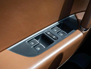 Внедорожник Volkswagen Touareg 2014 года, 2340000 рублей, Краснодар