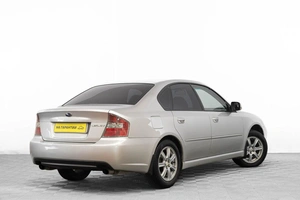 Седан Subaru Legacy 2005 года, 729000 рублей, Барнаул