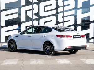 Седан Kia Optima 2016 года, 1640000 рублей, Краснодар