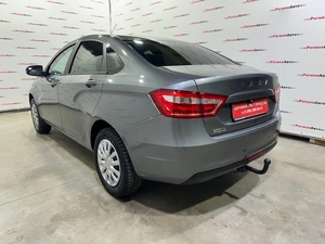 Седан ВАЗ (LADA) Vesta 2017 года, 699000 рублей, Красноярск