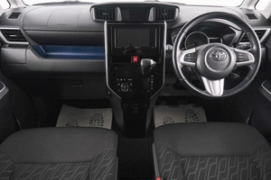 Минивэн Toyota Roomy 2017 года, 1149000 рублей, Красноярск