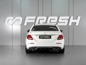 Седан Mercedes-benz E-класс 2016 года, 2270000 рублей, Красный Пахарь