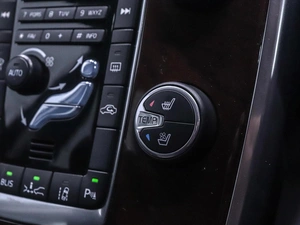 Универсал Volvo V70 2013 года, 1250000 рублей, Красноярск