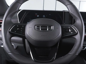 Внедорожник Geely Coolray 2024 года, 2399000 рублей, Ростов-на-Дону