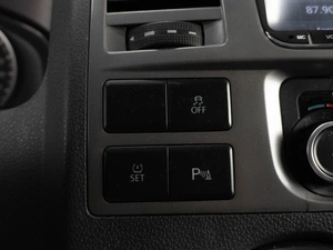 Минивэн Volkswagen Multivan 2015 года, 1999000 рублей, Тюмень