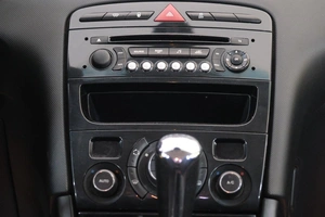 Седан Peugeot 408 2012 года, 599000 рублей, Омск