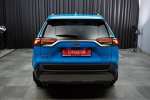 Внедорожник Toyota RAV4 2019 года, 3578000 рублей, Красноярск