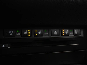 Седан Lexus ES 2019 года, 3649000 рублей, Тюмень