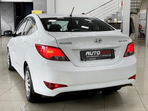 Седан Hyundai Solaris 2015 года, 787000 рублей, Солонцы