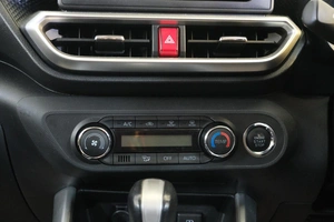 Внедорожник Toyota Raize 2019 года, 1599000 рублей, Омск