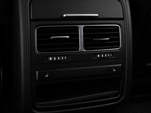 Внедорожник Volkswagen Touareg 2015 года, 2899000 рублей, Тюмень