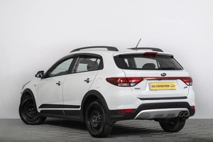 Хетчбэк Kia Rio X-Line 2019 года, 1499000 рублей, Томск