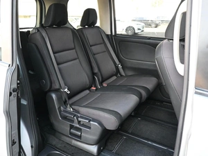 Минивэн Nissan Serena 2019 года, 2329000 рублей, Кирилловка