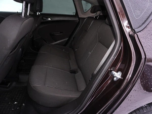 Хетчбэк Opel Astra 2013 года, 899000 рублей, Тверь