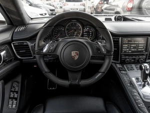 Лифтбек Porsche Panamera Turbo 2013 года, 3799000 рублей, Саратов
