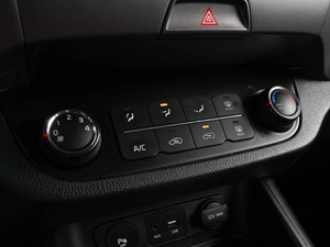 Внедорожник Kia Sportage 2015 года, 1299000 рублей, Воронеж
