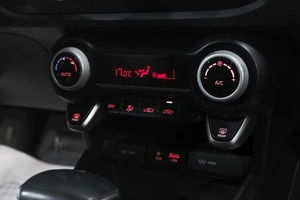 Хетчбэк Kia Rio X-Line 2020 года, 1849000 рублей, Новокузнецк